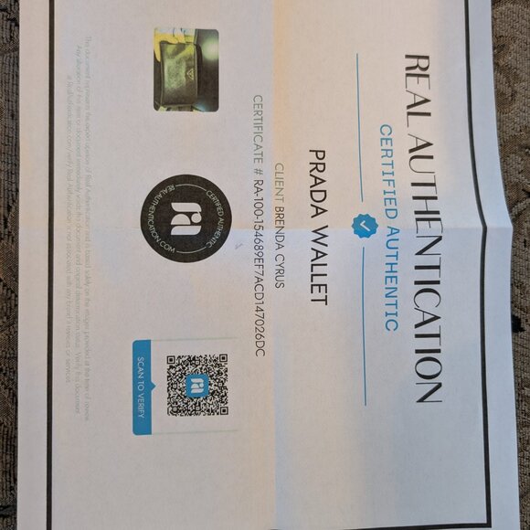 Authentic Prada Saffiano Zipper Wallet GUC - Picture 14 of 14